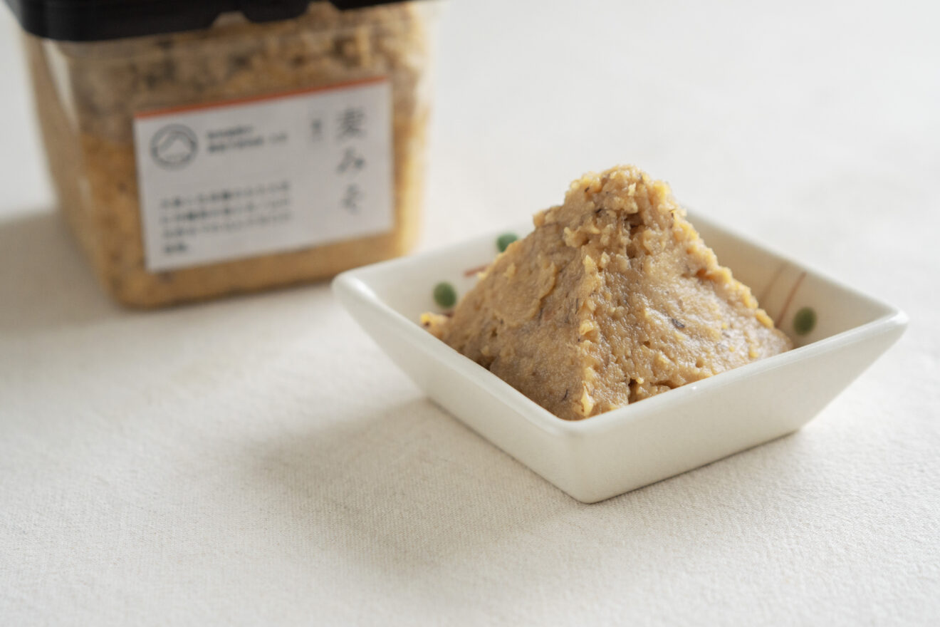 藤原みそこうじ店のお味噌（麦みそ／白みそ） | 坂ノ途中