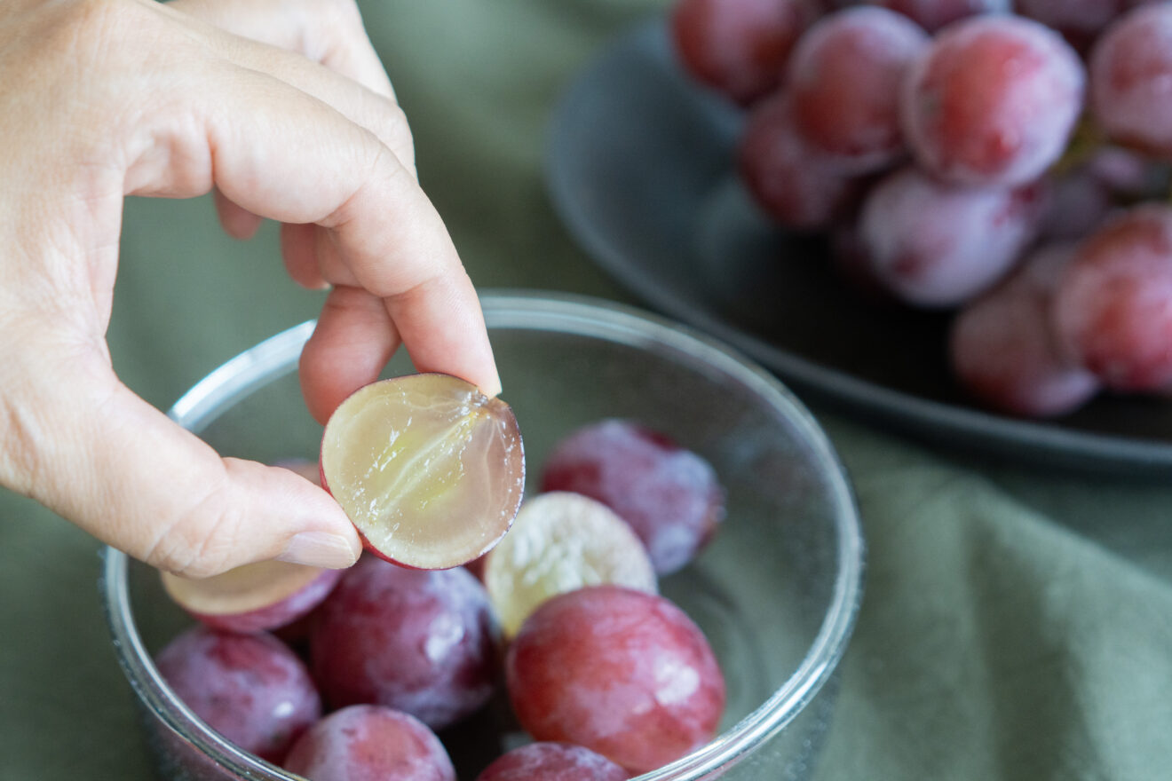 特別価格】【産地直送】長野県産クイーンニーナ 800g程度（特栽相当
