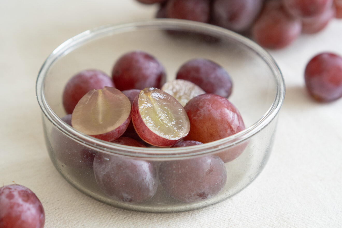 特別価格】【産地直送】長野県産クイーンニーナ 800g程度（特栽相当