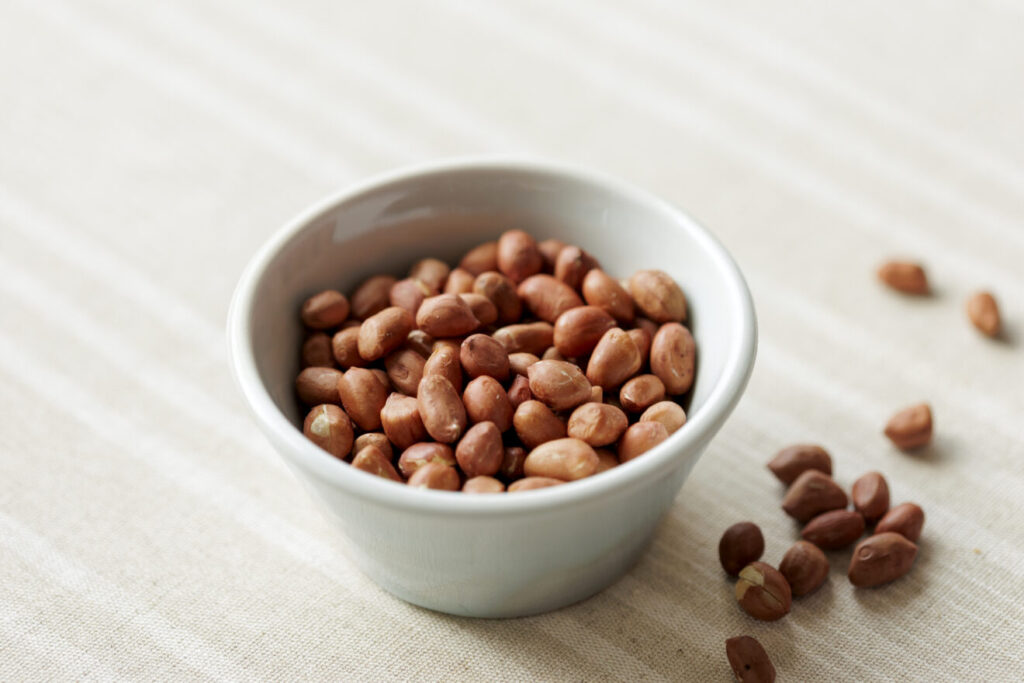 焙煎ピーナッツ 130g | 坂ノ途中 | サステナブルな有機野菜と食品通販